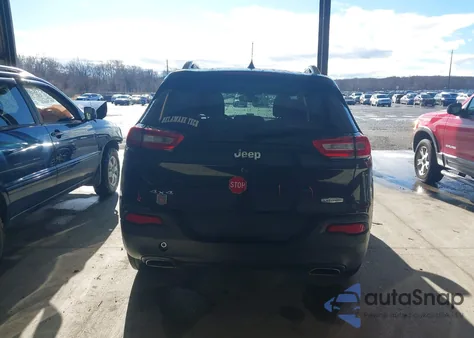 2016 Jeep Cherokee Latitude из США, поврежденный, VIN 1C4PJMCS3GW155553